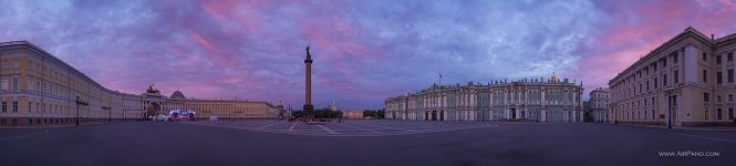 Palace Square at sunrise Palace Square at sunrise